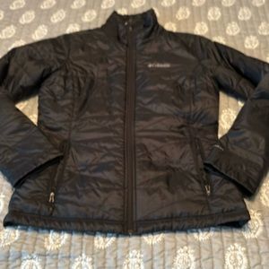 Women’s Columbia black jacket.